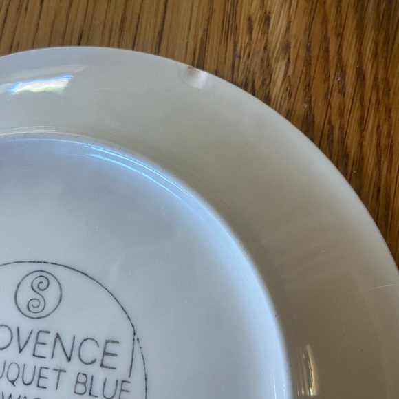 3 Vintage Provence Ceramic Salad Plates - Picture 5 of 7